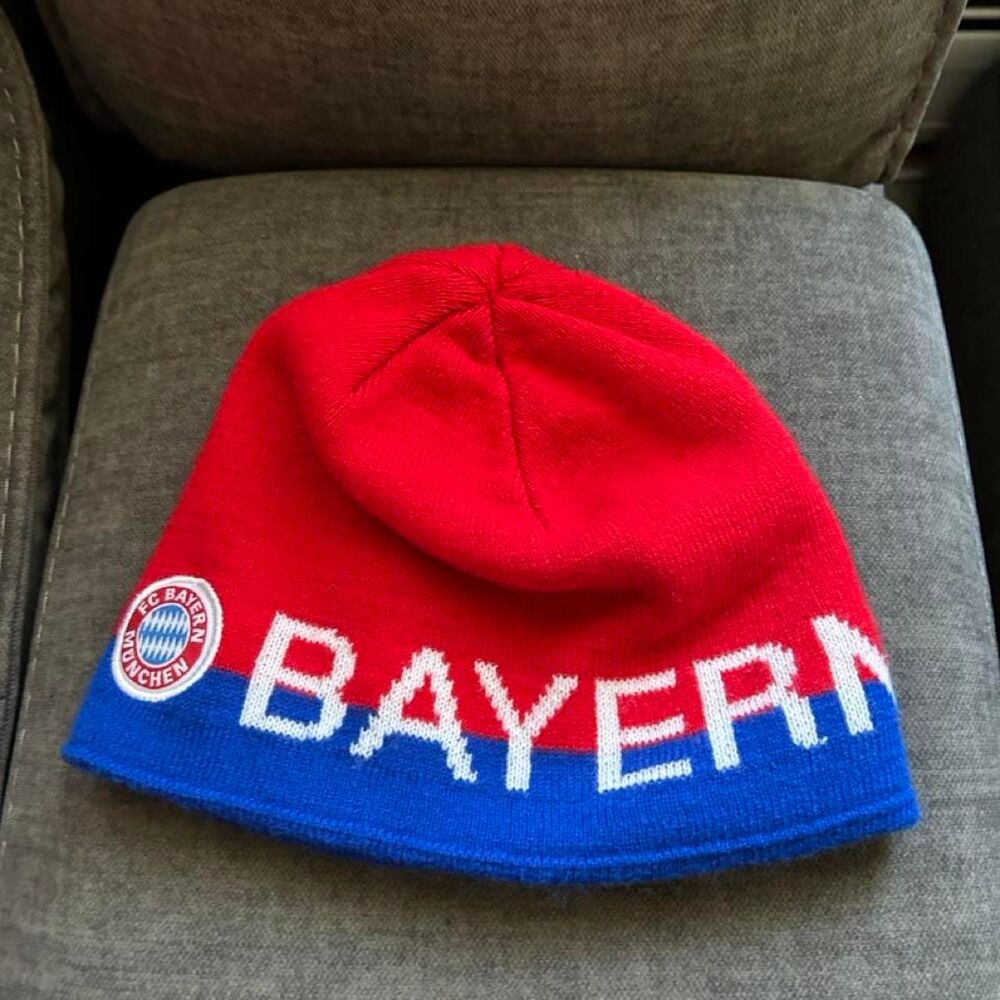 Adidas multi Hat
